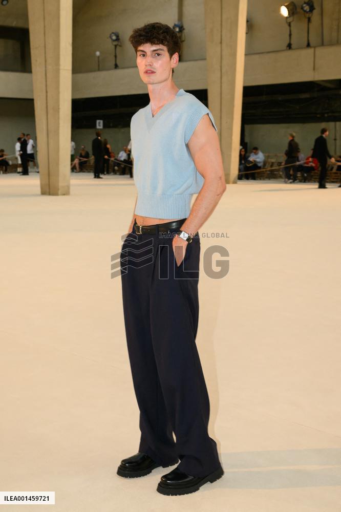 PFW - AMI Alexandre Mattiussi Front Row