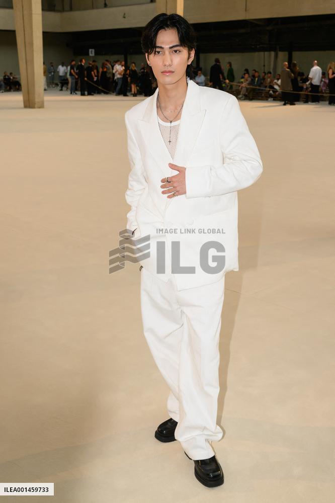 PFW - AMI Alexandre Mattiussi Front Row