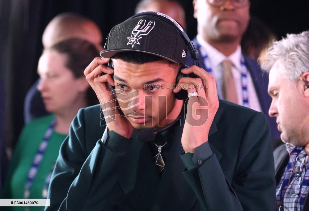 Victor Wembanyama Picked No. 1 Overall by Spurs - NYC