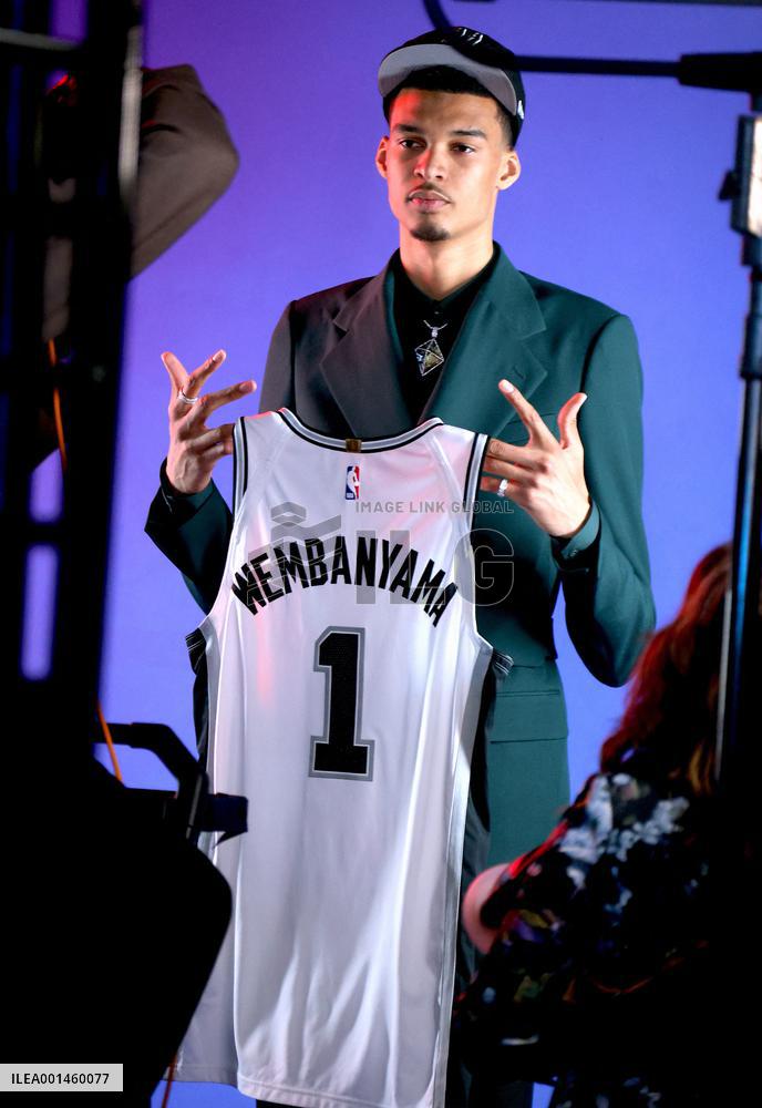 Victor Wembanyama Picked No. 1 Overall by Spurs - NYC