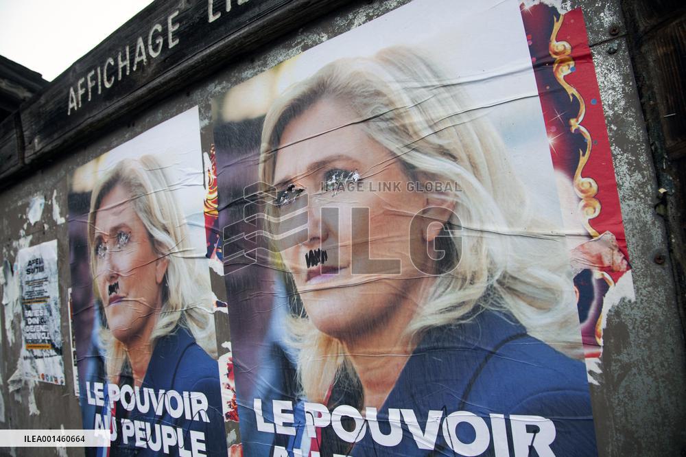 Deteriorated RN Poster With Marine Le Pen - Briancon