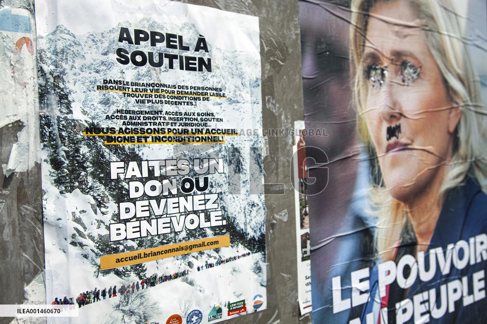 Deteriorated RN Poster With Marine Le Pen - Briancon