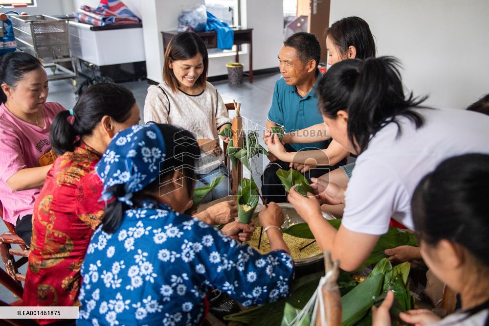 CHINA-HUNAN-MILUO-DRAGON BOAT FESTIVAL (CN)