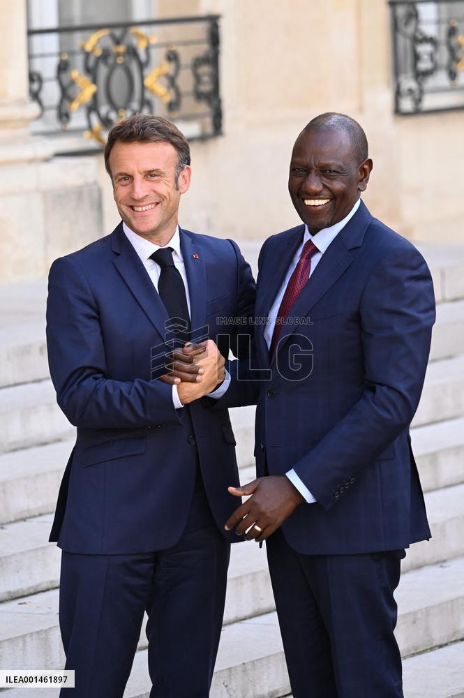 French President Receives Kenyan President - Paris