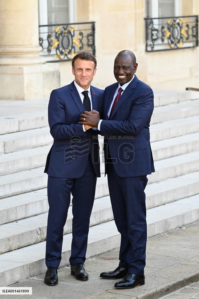 French President Receives Kenyan President - Paris