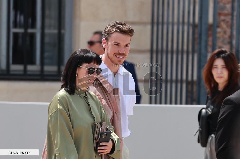 PFW - Dior Menswear Spring-Summer 2024 - Arrivals NB