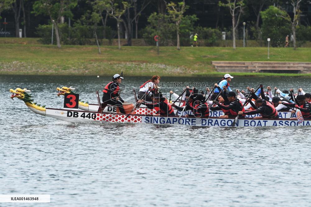 SINGAPORE-DRAGON BOAT FESTIVAL-DRAGON BOAT RACE