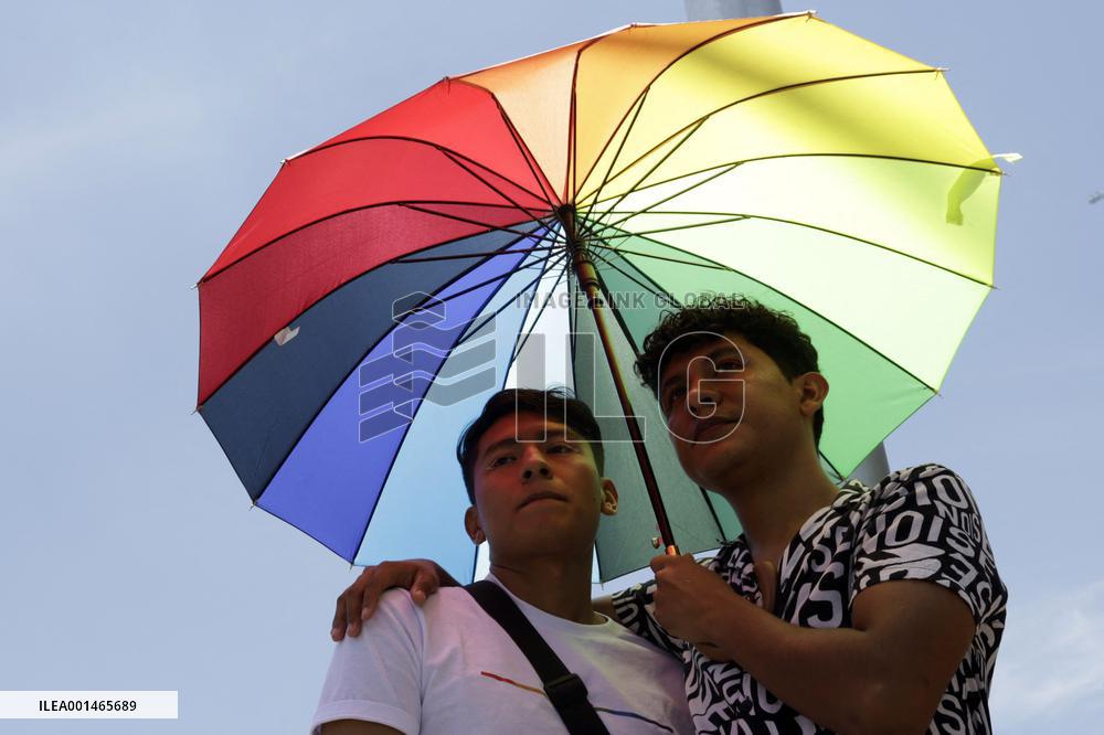 250,000 People Participate Pride March In Mexico