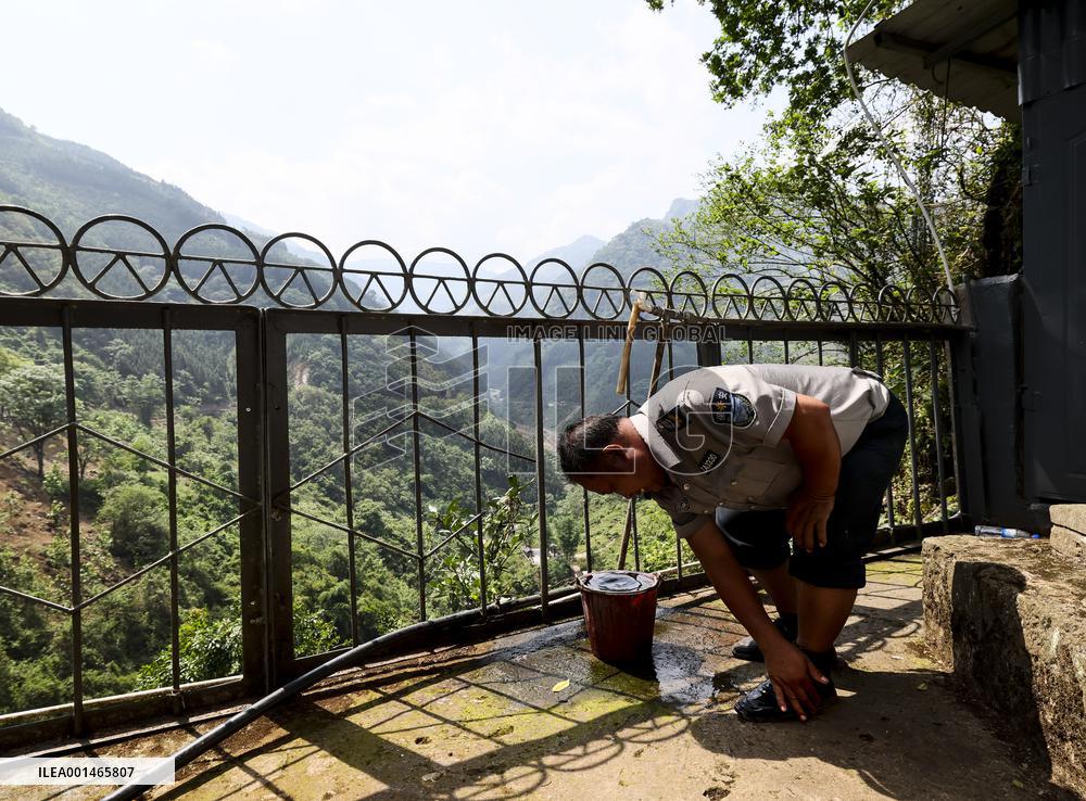 CHINA-YUNNAN-BRIDGE-GUARDIAN (CN)