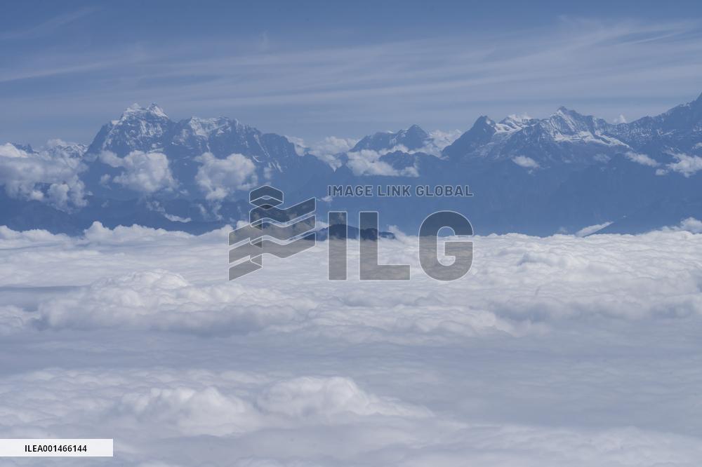 NEPAL-MOUNTAIN RANGE-LANDSCAPE