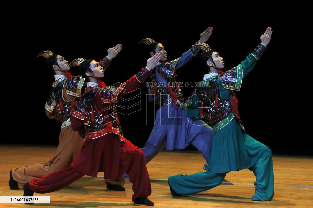 ROMANIA-BUCHAREST-CLASSICAL CHINESE DANCE