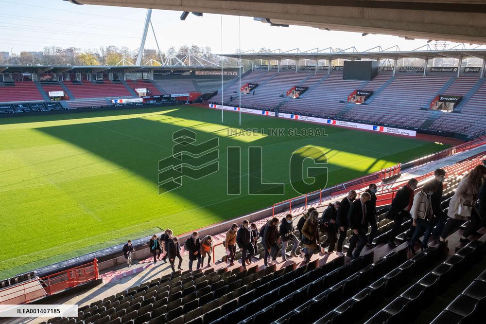 Roxana Maracineanu Visits The Stade Toulousain - Toulouse