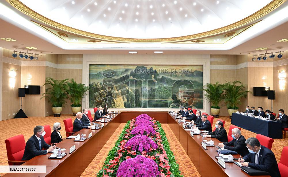 CHINA-TIANJIN-LI QIANG-WEF-SCHWAB-MEETING (CN)