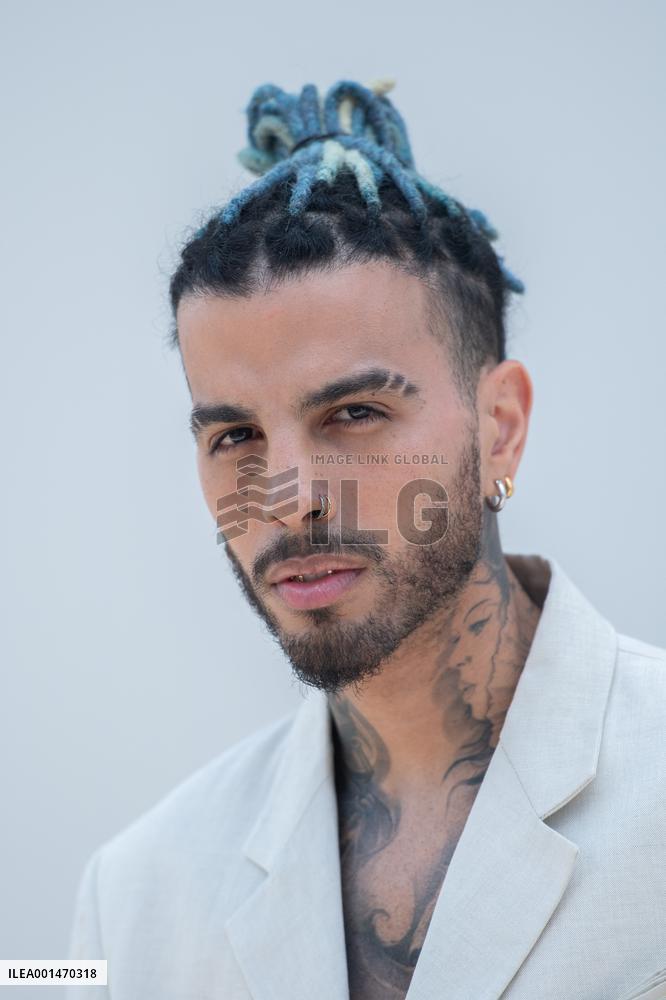 PFW Jacquemus Photocall