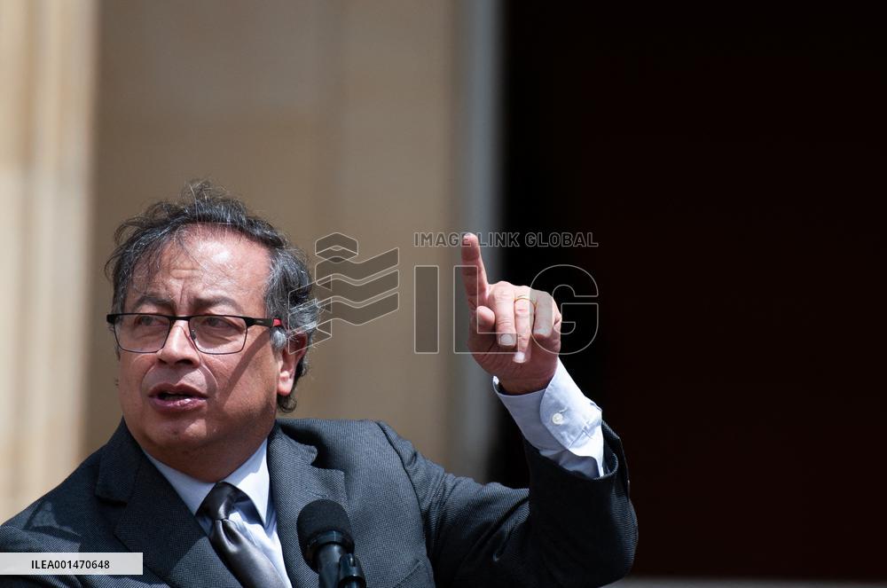 Colombia Honors Soldiers and Indigenous People Who Helped Rescue Missing Children