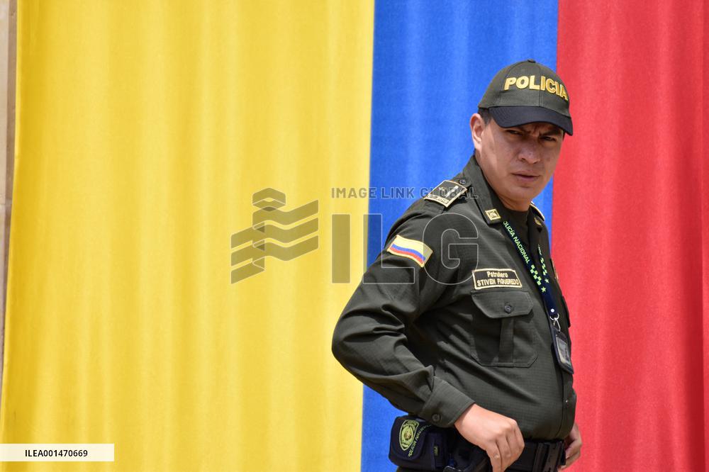 Colombia Honors Soldiers and Indigenous People Who Helped Rescue Missing Children