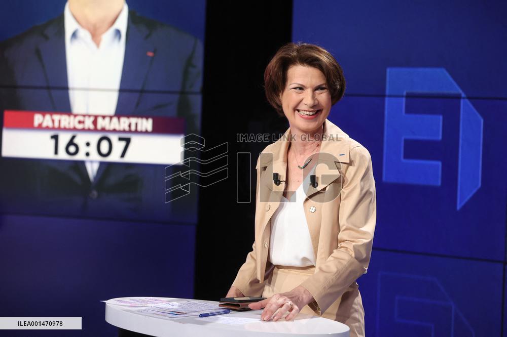 MEDEF, LE DEBAT - Paris