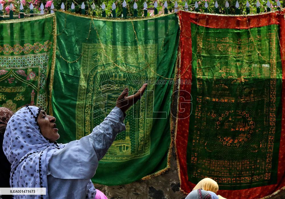 Sufi Muslim Saint Death Anniversary - Kashmir