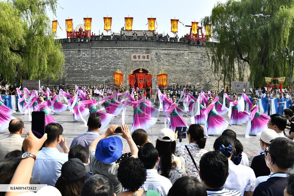 CHINA-SHANDONG-QUFU-WORLD INTERNET CONFERENCE-CULTURAL ACTIVITIES (CN)