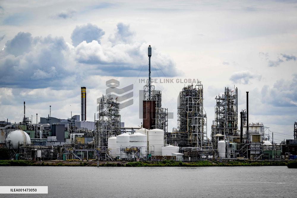 The Teflon Factory Of Chemours In Dordrecht - Netherlands