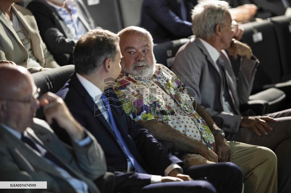 Macron Opens Cosquer Mediterranee - Marseille