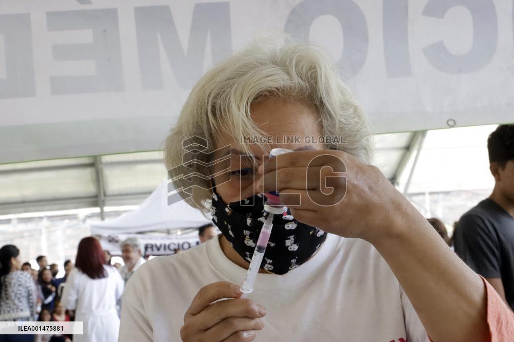 Anti-Rabies Campaign Begins - Mexico City