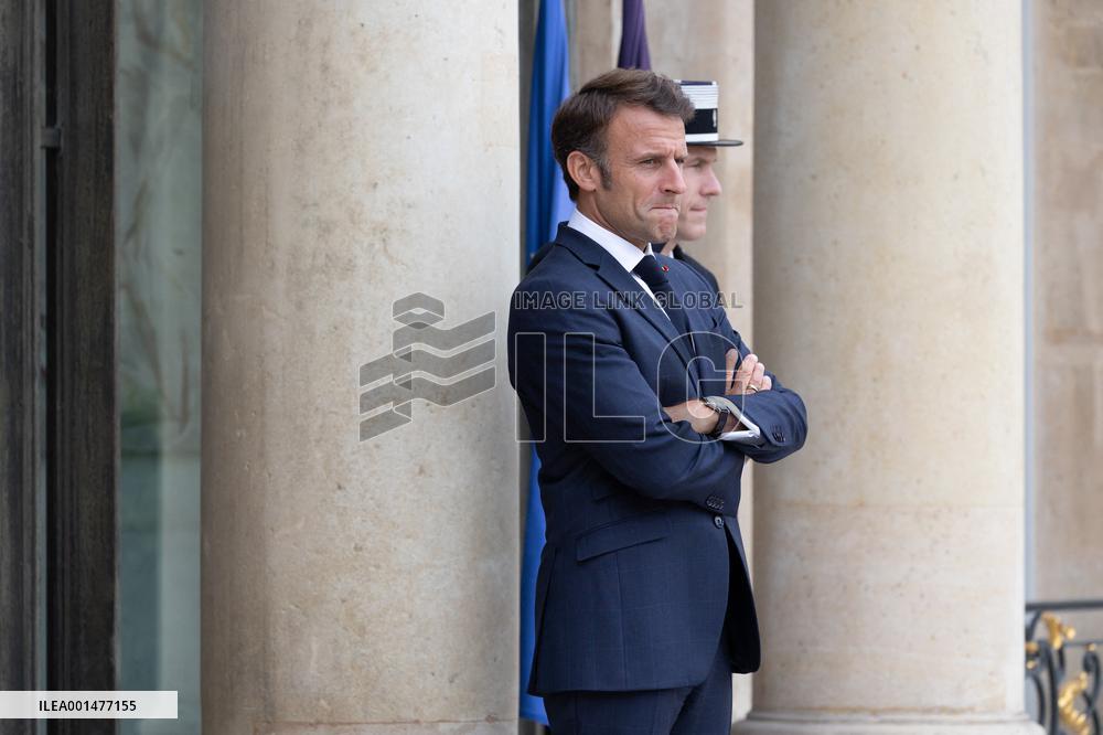 Emmanuel Macron meets with Jens Stoltenberg - Paris
