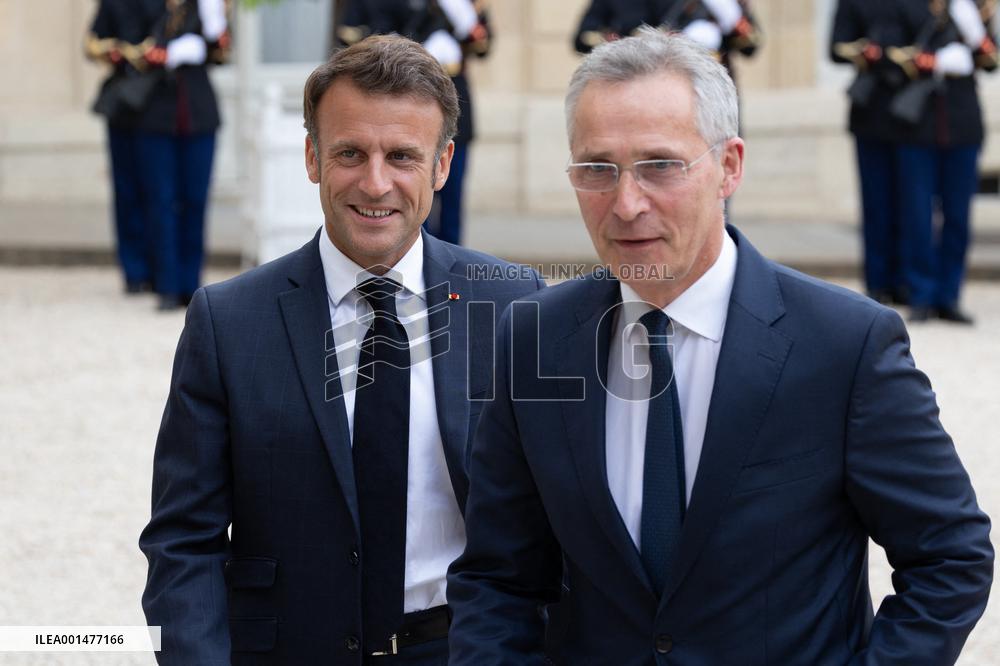 Emmanuel Macron meets with Jens Stoltenberg - Paris