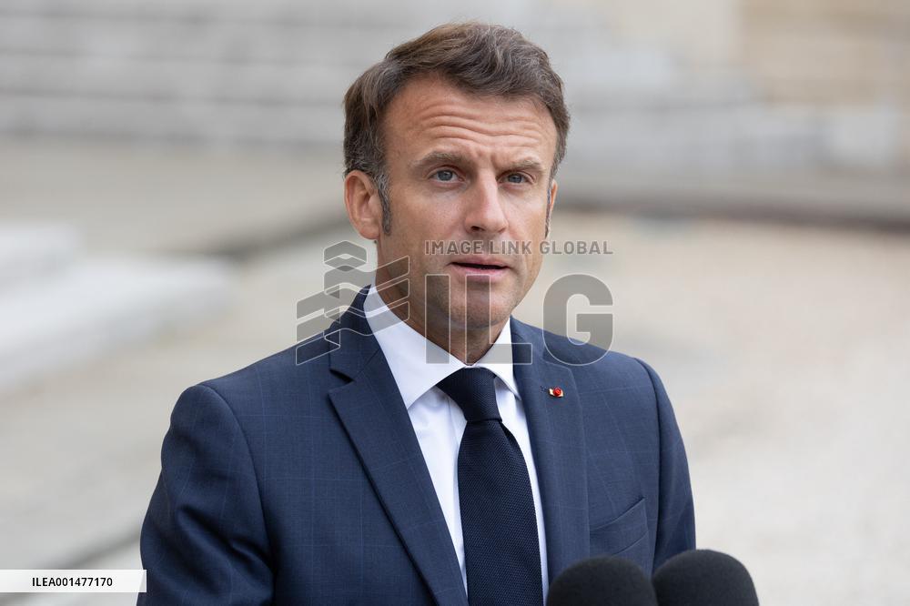 Emmanuel Macron meets with Jens Stoltenberg - Paris