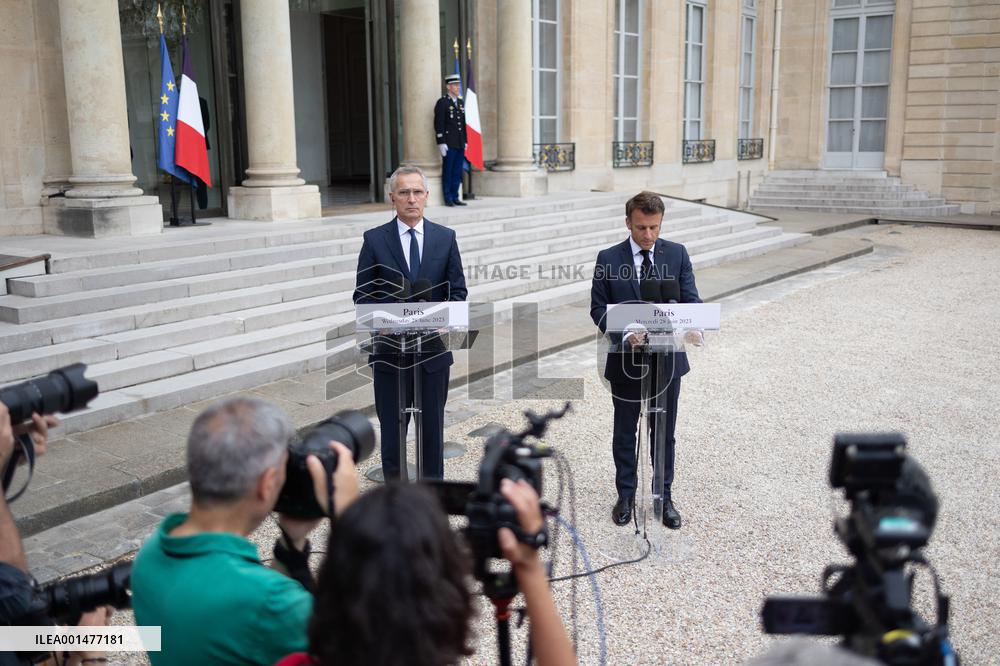 Emmanuel Macron meets with Jens Stoltenberg - Paris