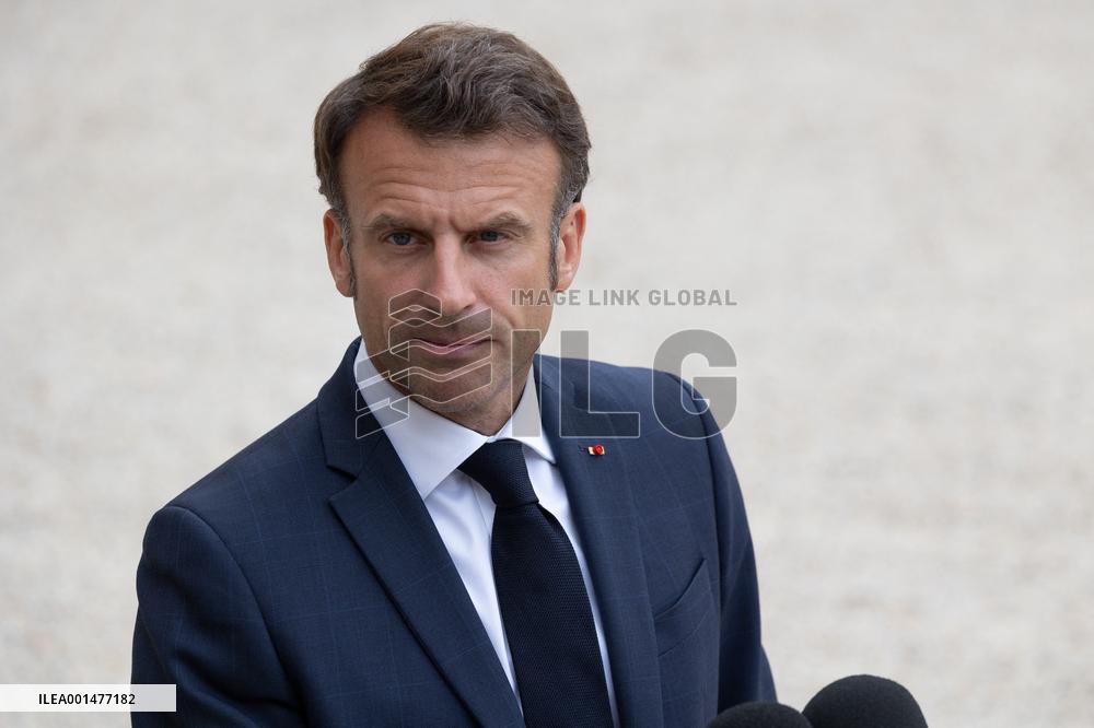 Emmanuel Macron meets with Jens Stoltenberg - Paris