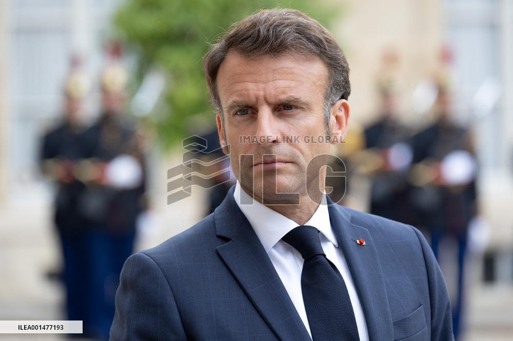 Emmanuel Macron meets with Jens Stoltenberg - Paris