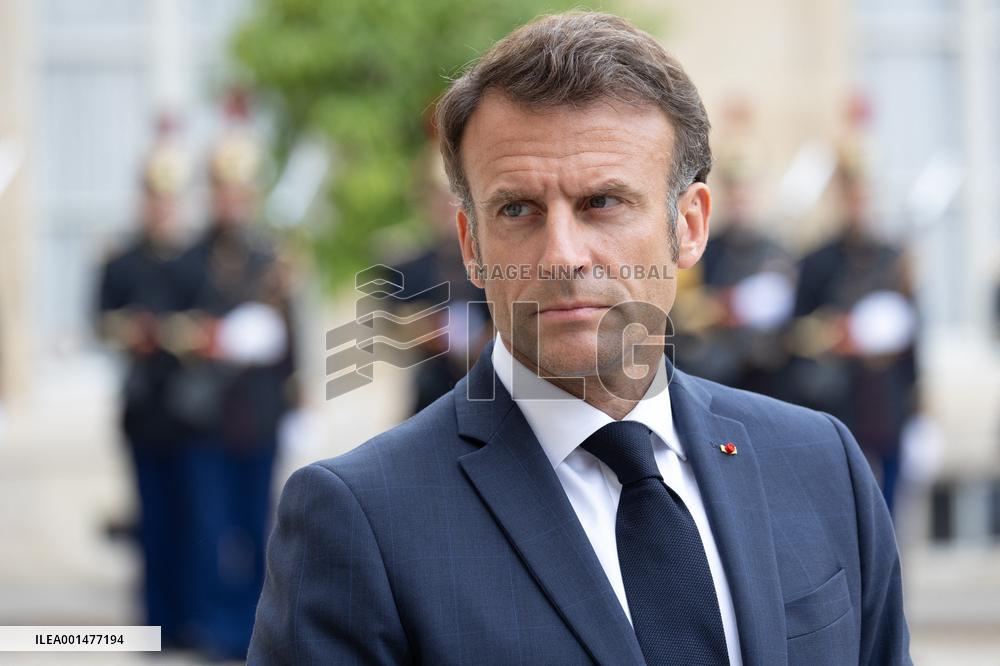 Emmanuel Macron meets with Jens Stoltenberg - Paris