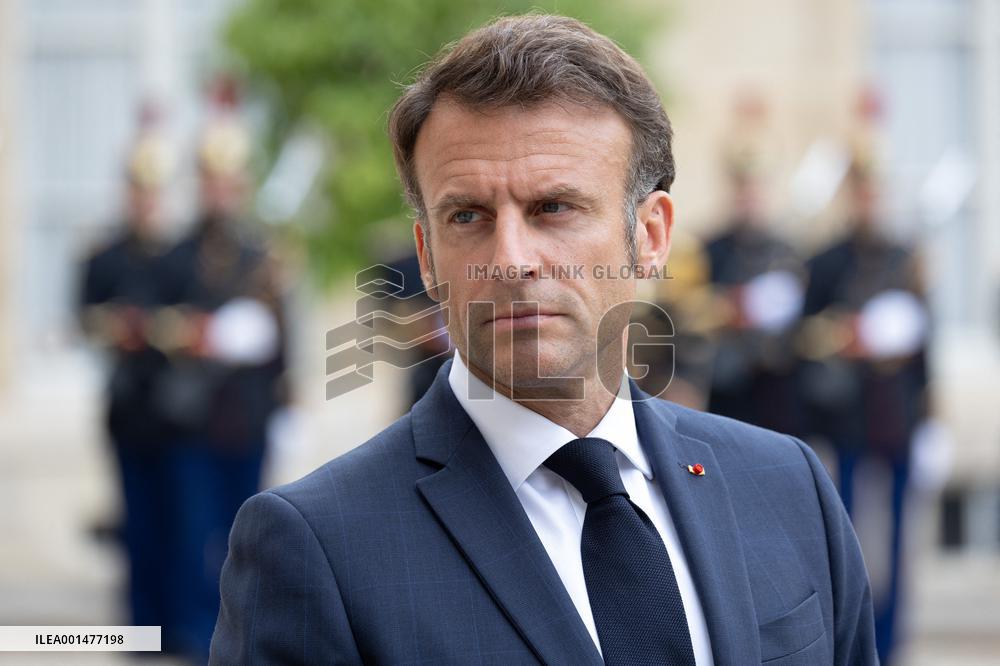 Emmanuel Macron meets with Jens Stoltenberg - Paris