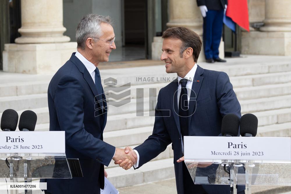 Emmanuel Macron meets with Jens Stoltenberg - Paris