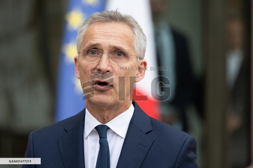 Emmanuel Macron meets with Jens Stoltenberg - Paris