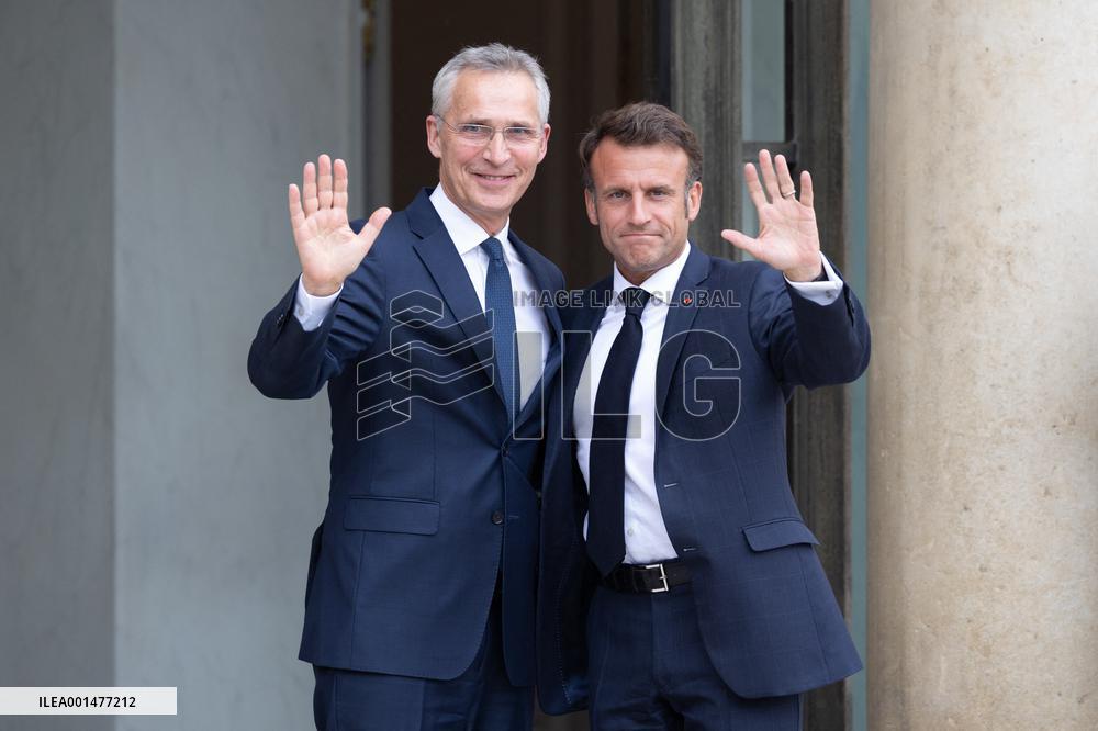 Emmanuel Macron meets with Jens Stoltenberg - Paris