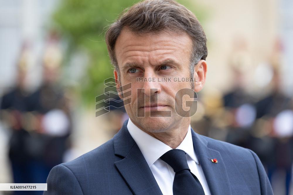 Emmanuel Macron meets with Jens Stoltenberg - Paris