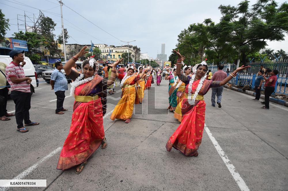 Hindus Celebrate Ulta-Rath Yatra - India