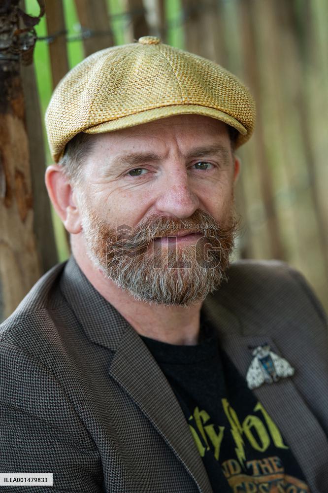 Rochefort - Mathias Malzieu Dionysos Portrait