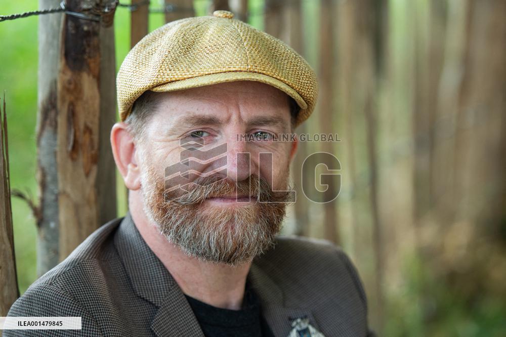 Rochefort - Mathias Malzieu Dionysos Portrait