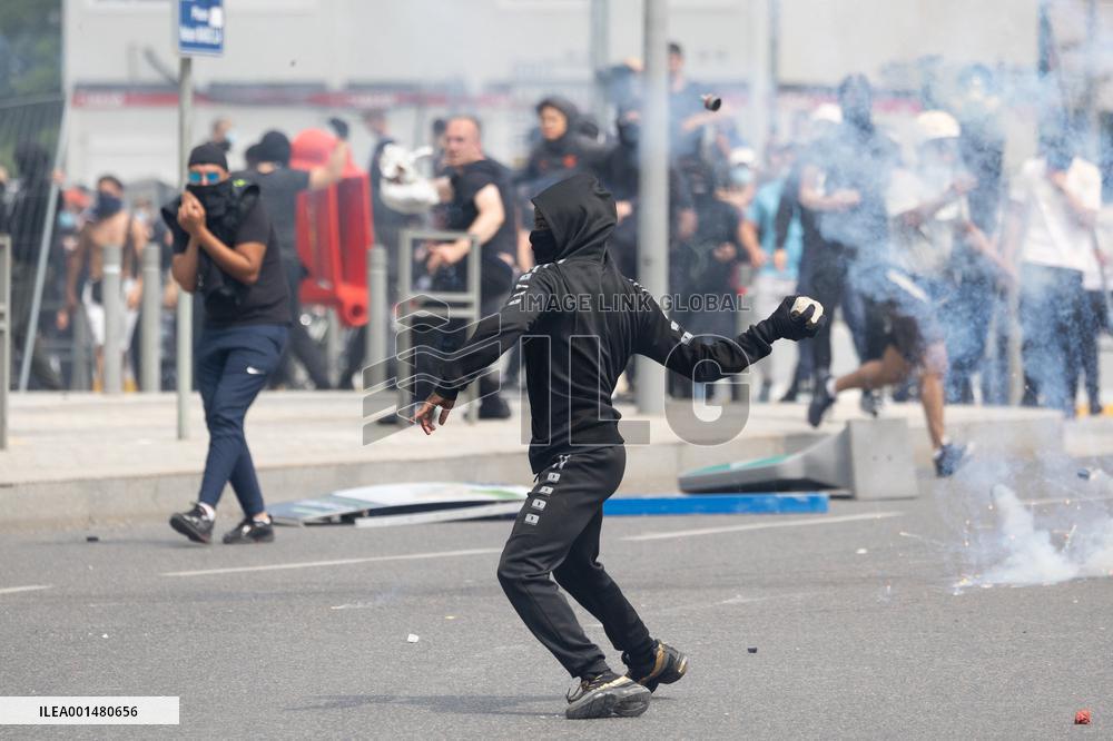 Protesters clash with police after the commemoration march for Nahel - Nanterre