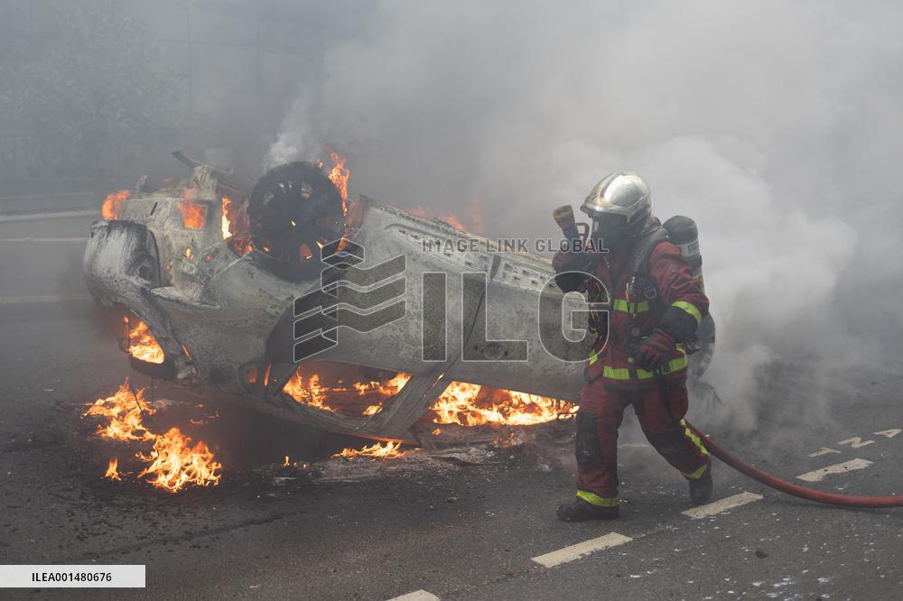 Protesters clash with police after the commemoration march for Nahel - Nanterre