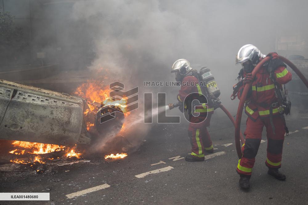 Protesters clash with police after the commemoration march for Nahel - Nanterre