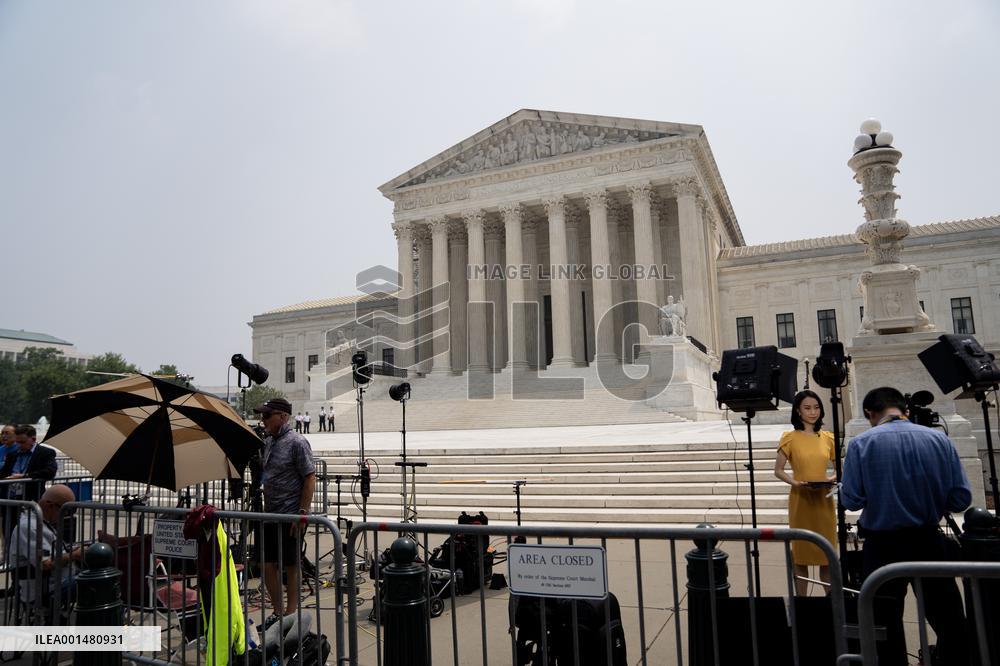 U.S.-WASHINGTON, D.C.-SUPREME COURT-COLLEGE ADMISSIONS POLICIES-RULING