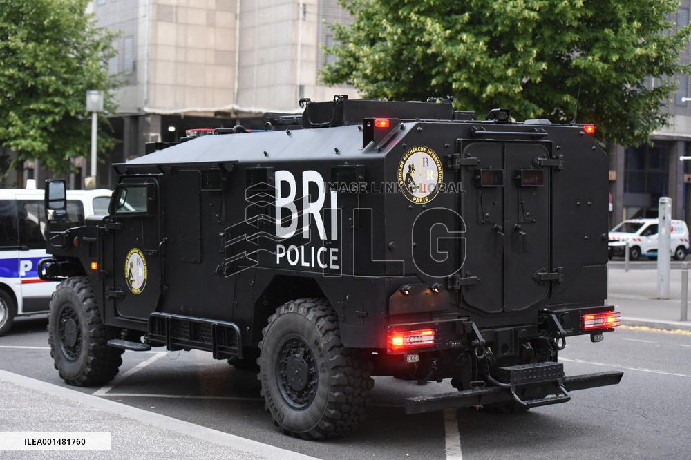 BRI Deployed To Oppose Riots - Nanterre