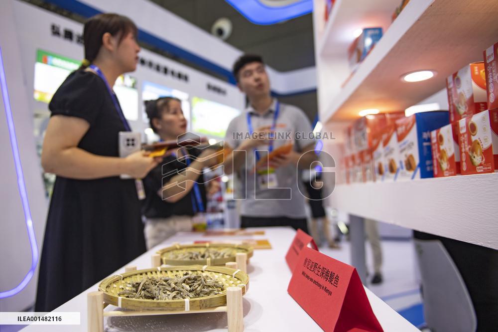 Xinhua Headlines: China, Africa in fast lane of high-quality cooperation