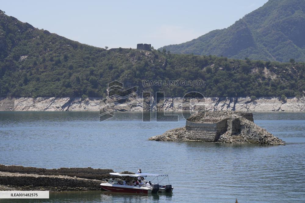 CHINA-HEBEI-QIANXI-GREAT WALL-SUBMERGED SECTION (CN)