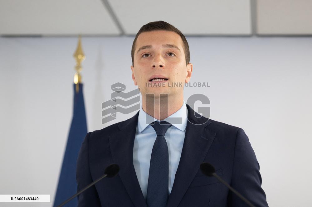 Jordan Bardella gives a press conference - Paris