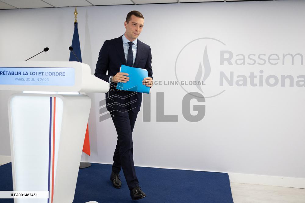 Jordan Bardella gives a press conference - Paris